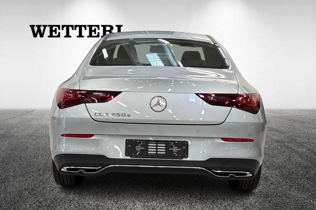 MERCEDES-BENZ CLA 2025