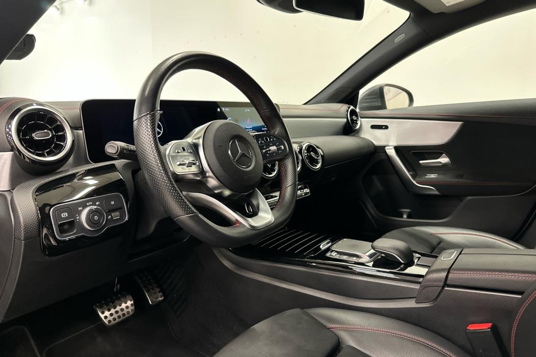 MERCEDES-BENZ CLA 2020