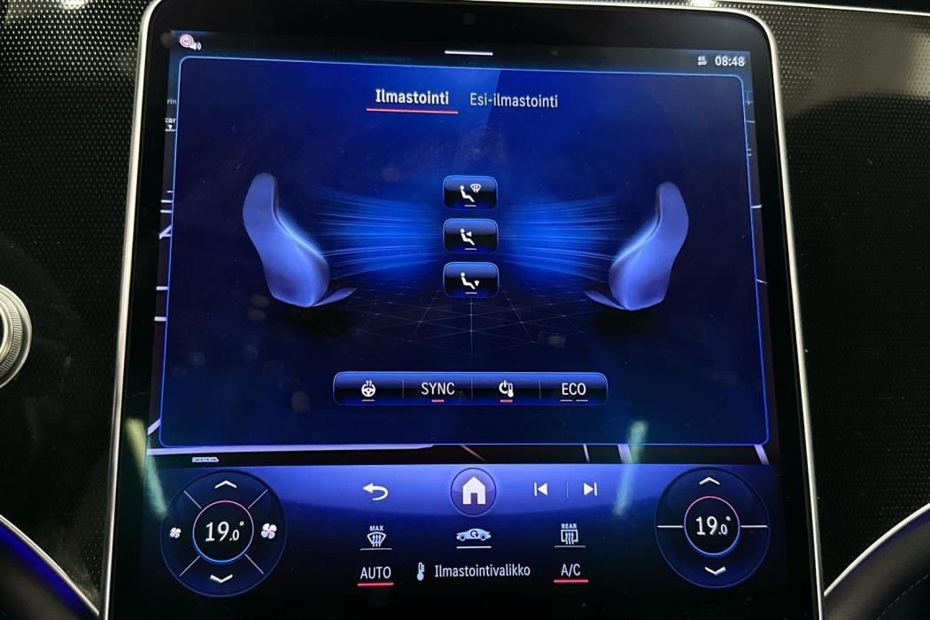 MERCEDES-BENZ EQE 2024