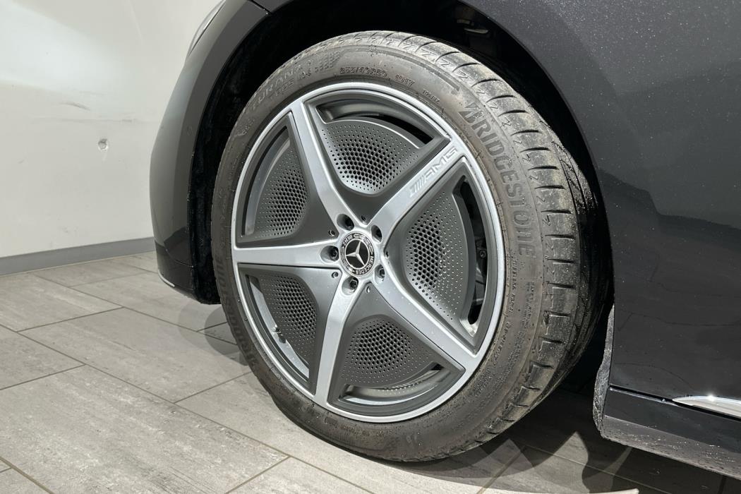 MERCEDES-BENZ EQE 2024