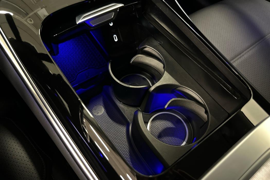 MERCEDES-BENZ GLC 2025