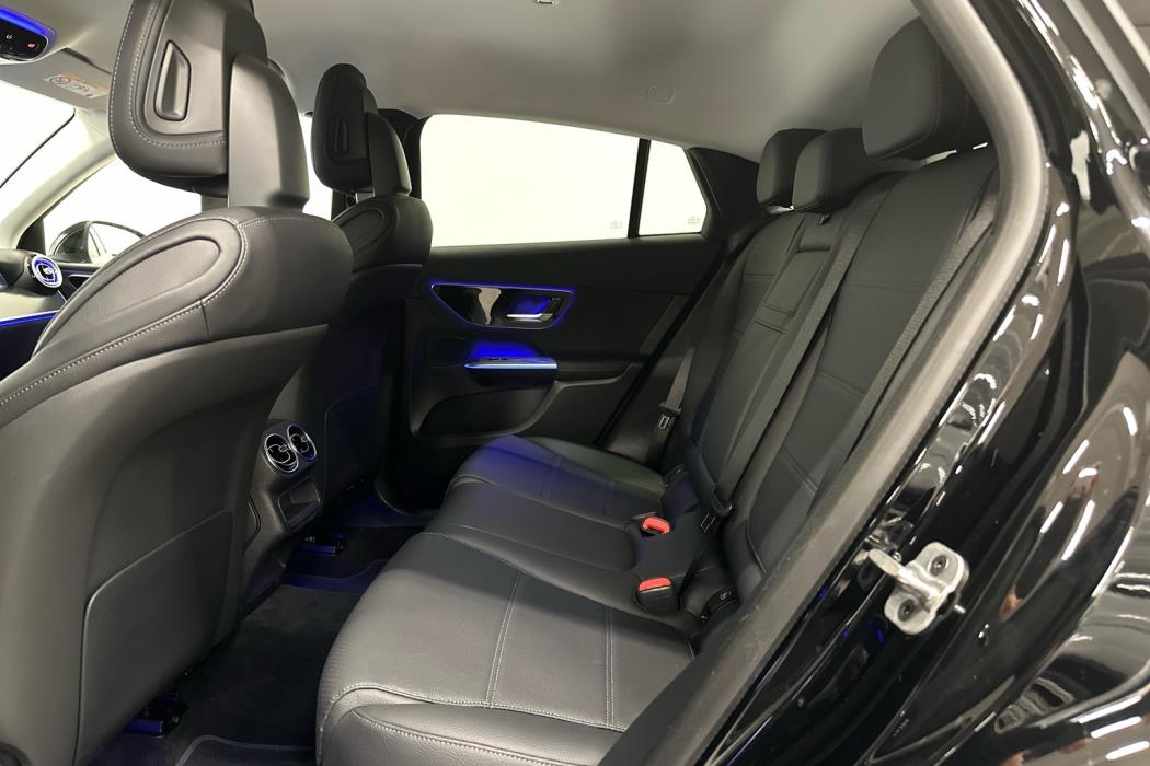 MERCEDES-BENZ GLC 2025