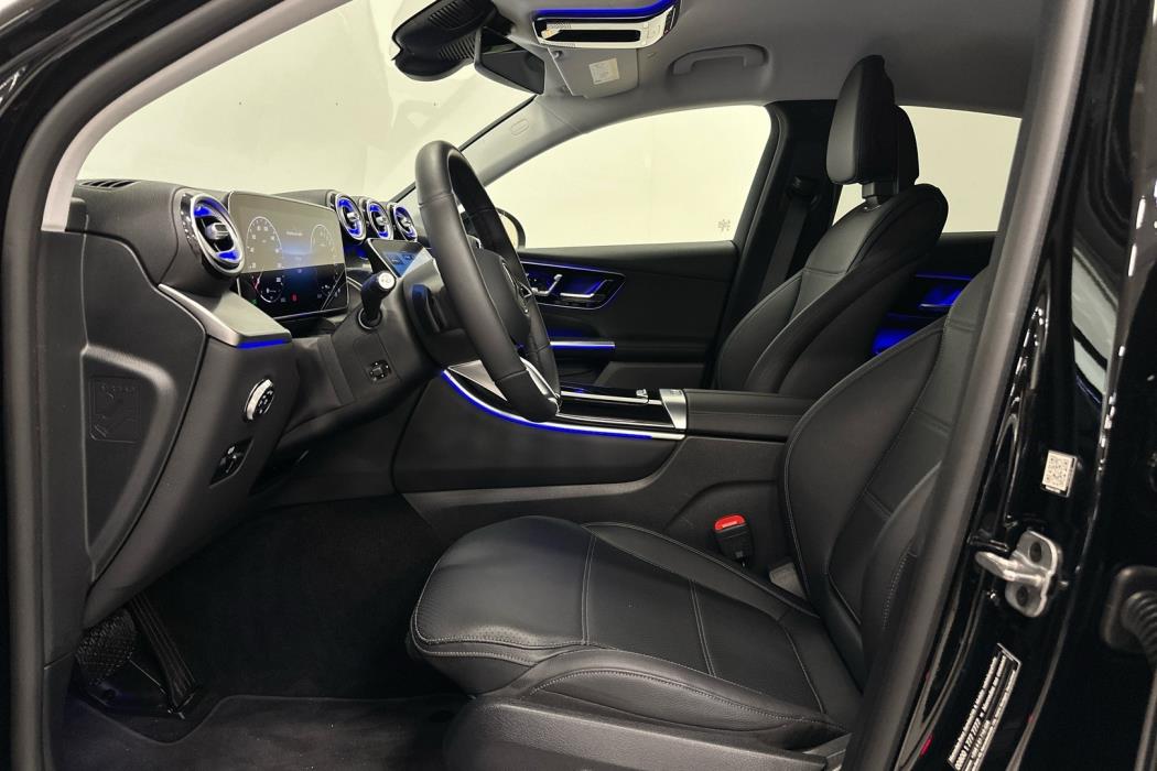 MERCEDES-BENZ GLC 2025