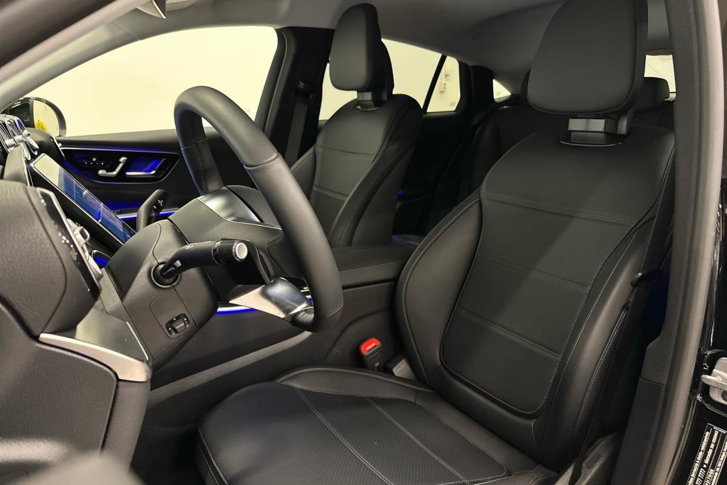 MERCEDES-BENZ GLC 2025