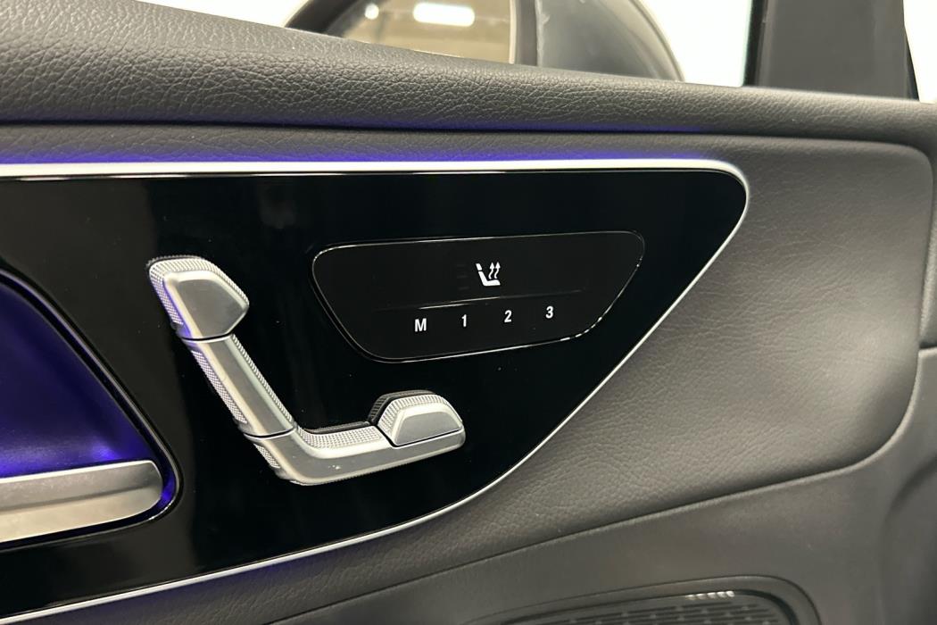 MERCEDES-BENZ GLC 2023