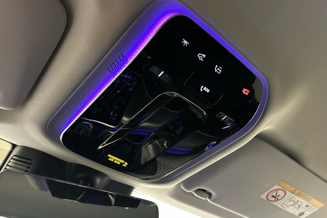 MERCEDES-BENZ GLC 2023