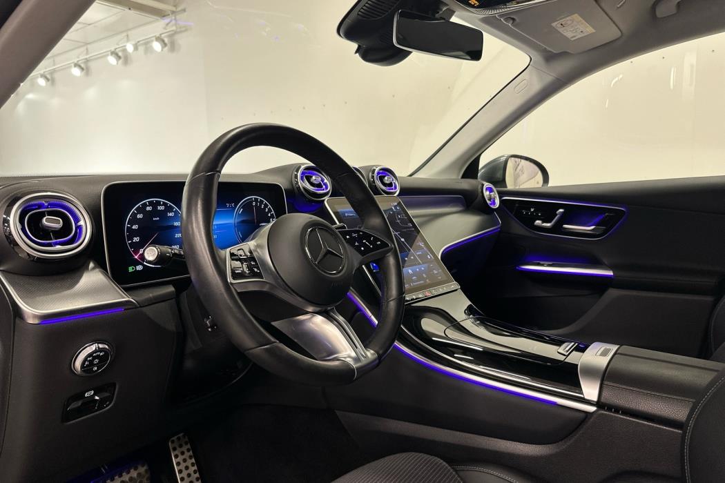 MERCEDES-BENZ GLC 2023