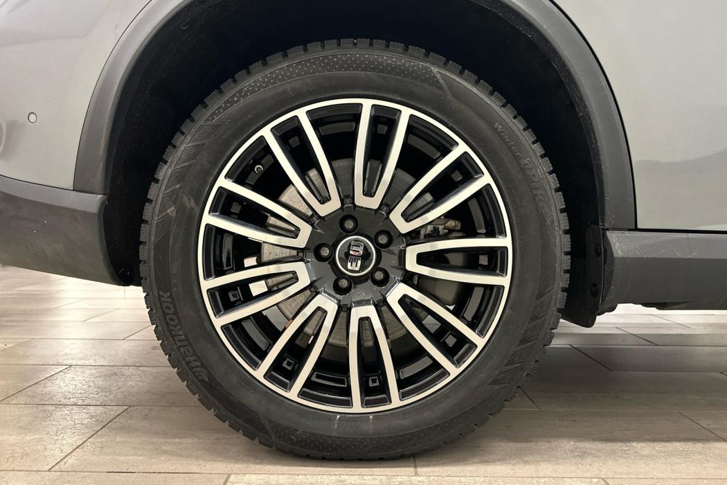 MERCEDES-BENZ GLC 2023