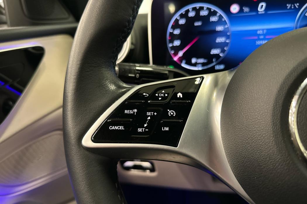 MERCEDES-BENZ C 2023