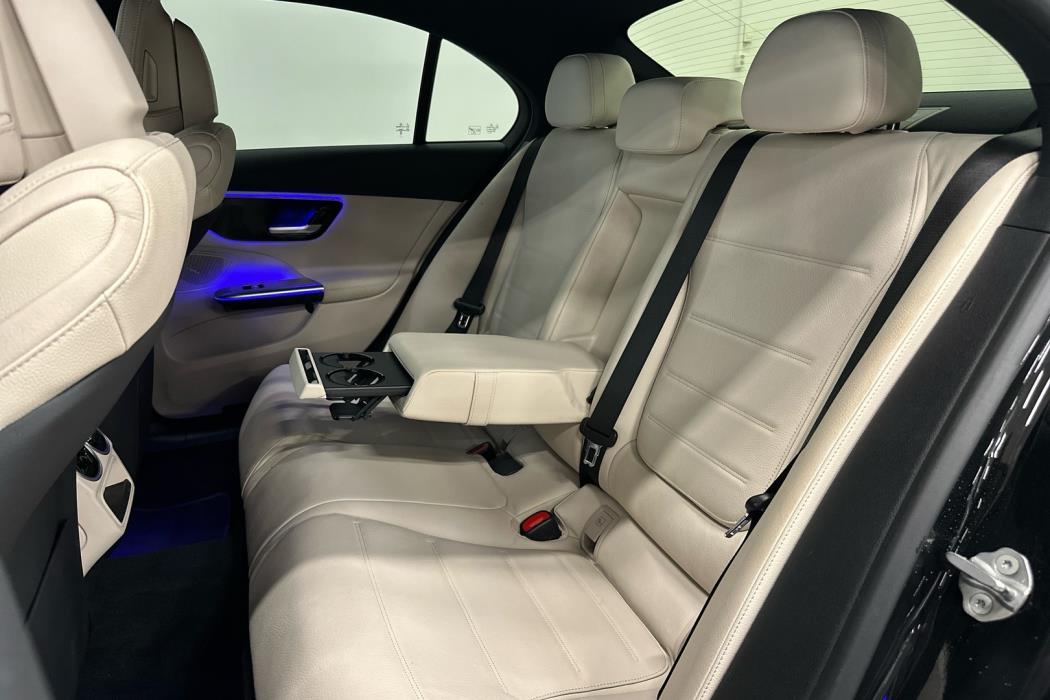 MERCEDES-BENZ C 2023