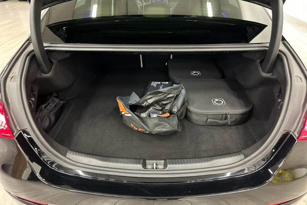 MERCEDES-BENZ C 2023