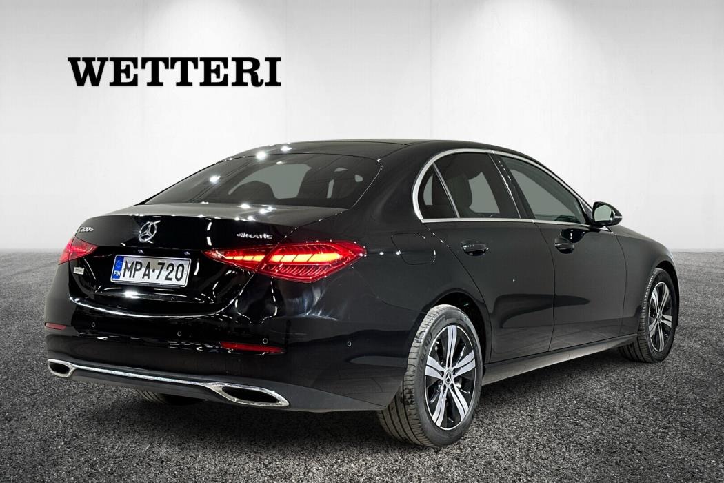 MERCEDES-BENZ C 2023