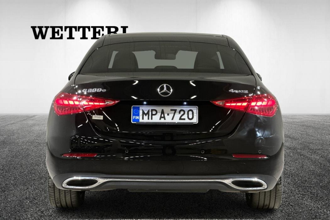 MERCEDES-BENZ C 2023