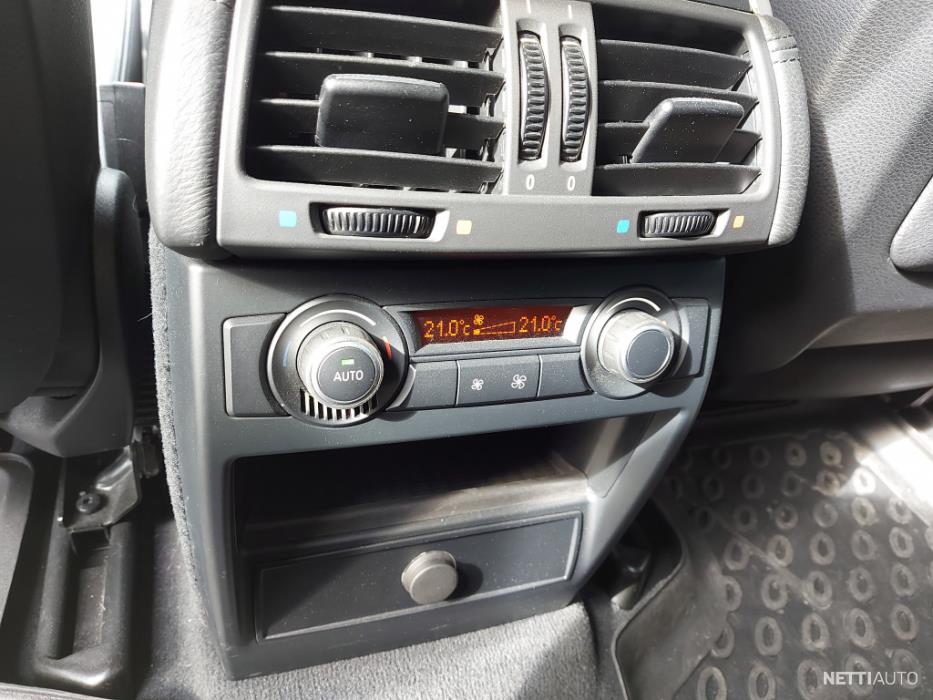 BMW X6M 2011
