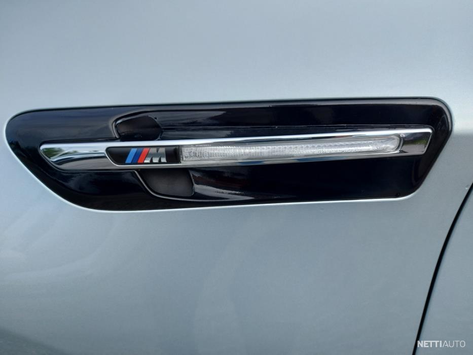 BMW X6M 2011