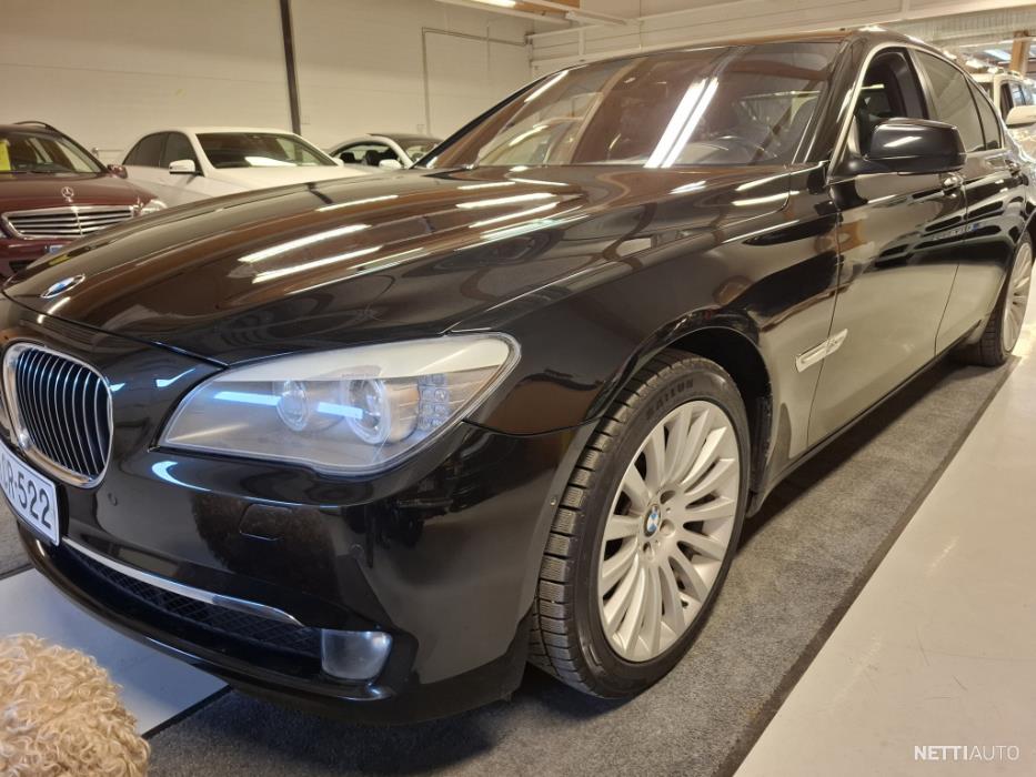 BMW 740 2012