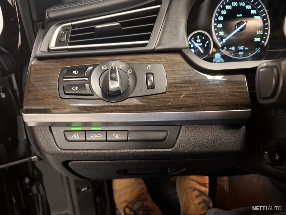 BMW 740 2012