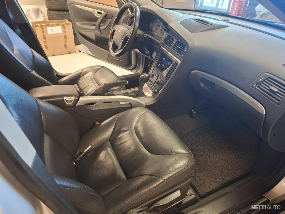Volvo XC70 2006