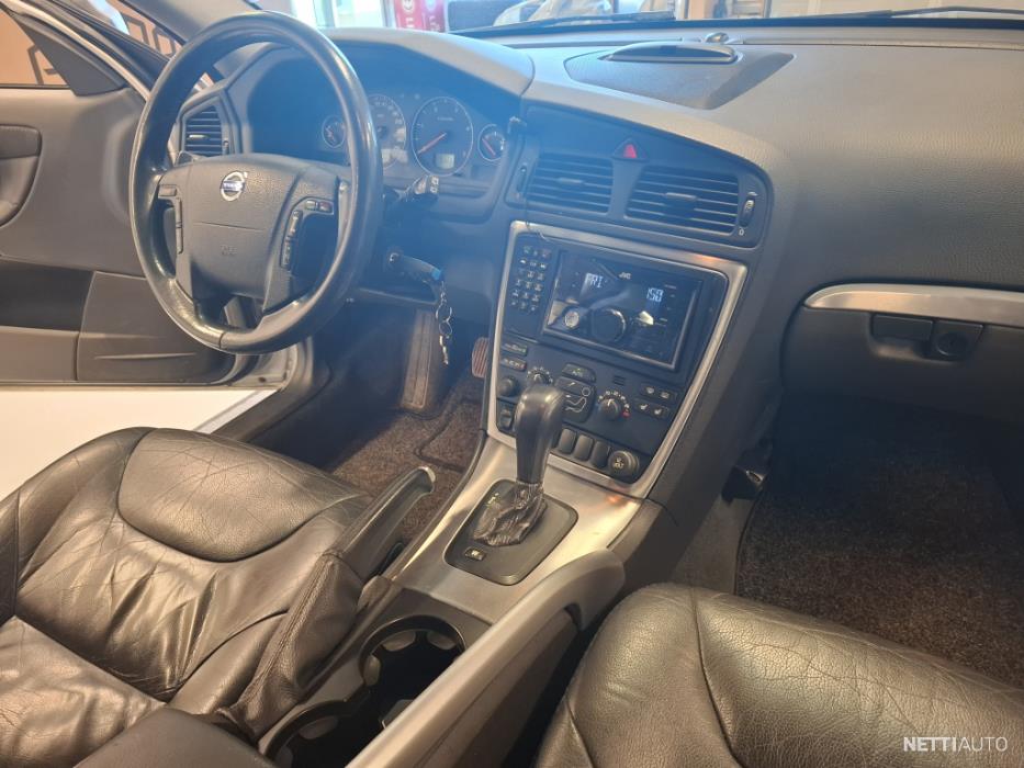 Volvo XC70 2006