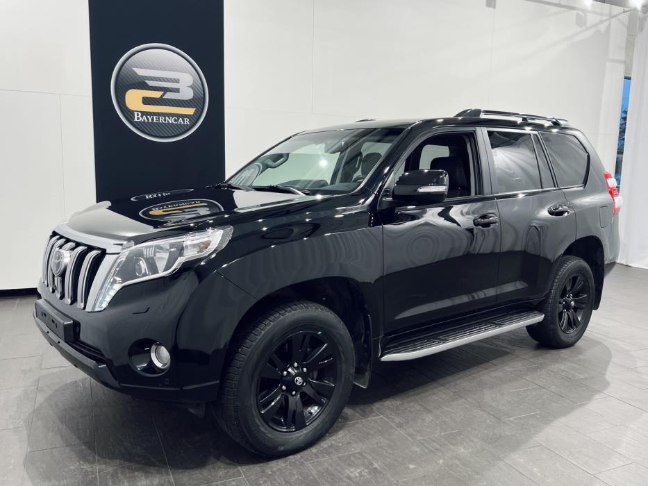 TOYOTA LAND CRUISER 2016