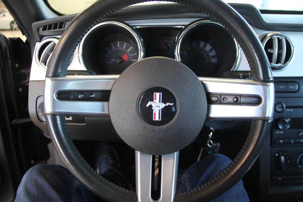 FORD Mustang 2006