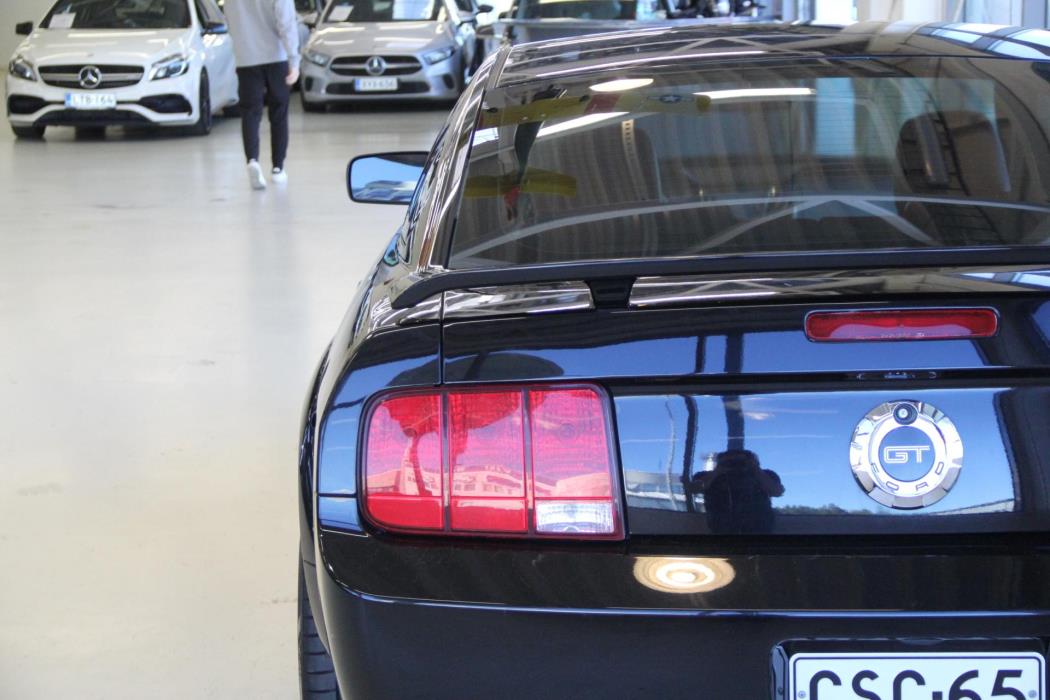 FORD Mustang 2006