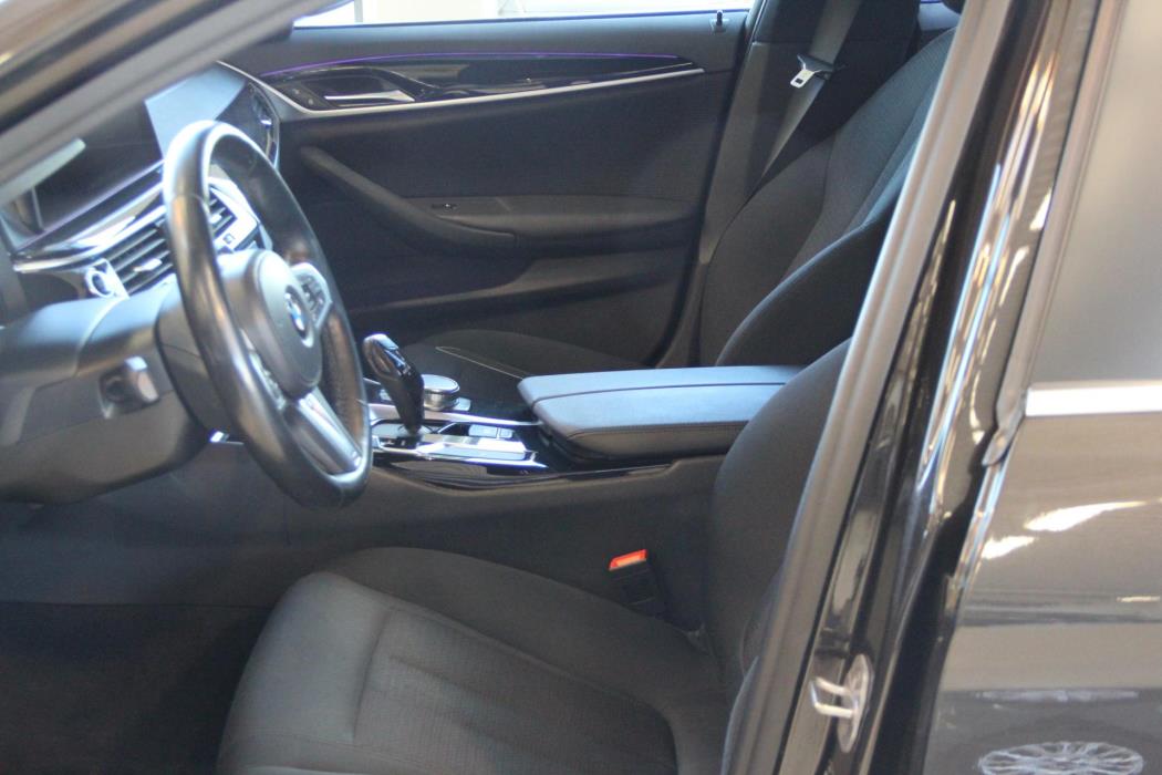 BMW 518 2019