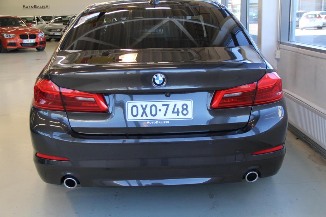 BMW 518 2019