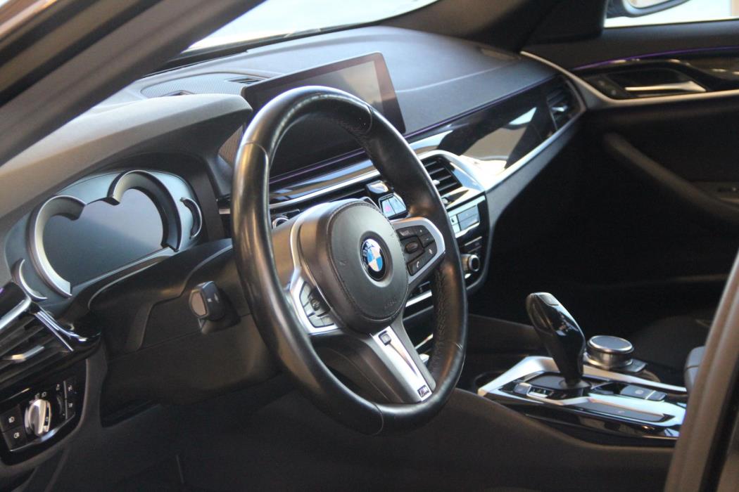 BMW 518 2019