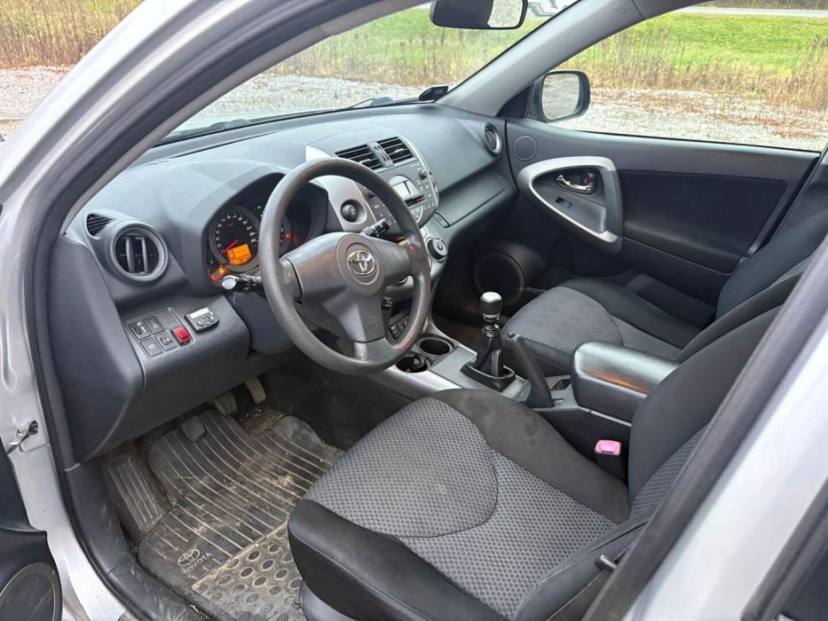 TOYOTA RAV4 2008