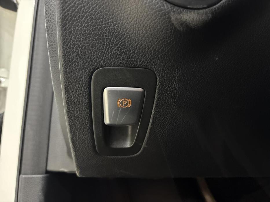 MERCEDES-BENZ C 2015