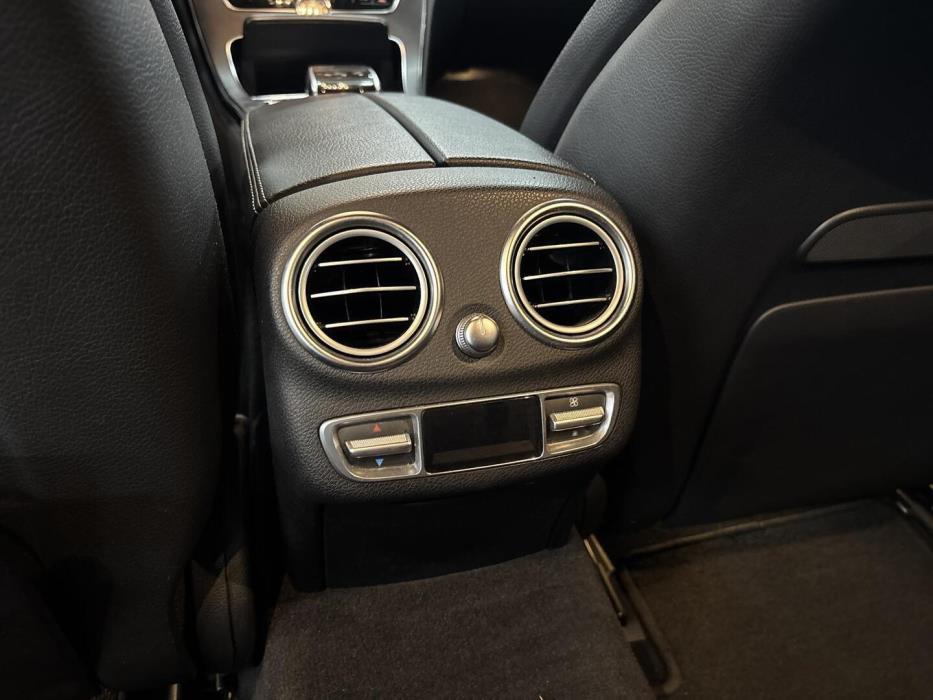 MERCEDES-BENZ C 2015