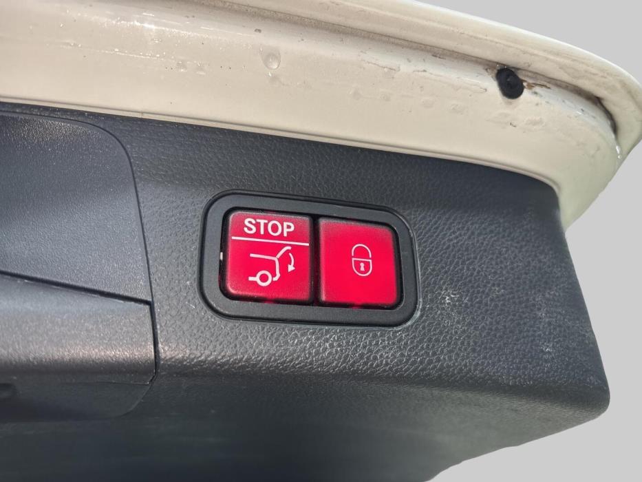 MERCEDES-BENZ C 2015