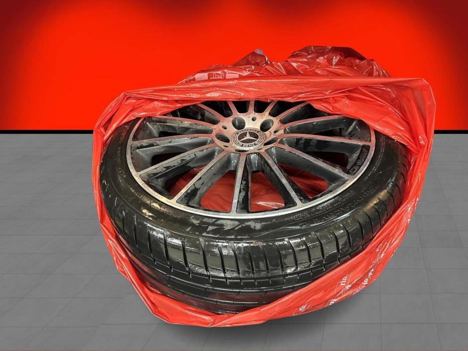 MERCEDES-BENZ C 2015