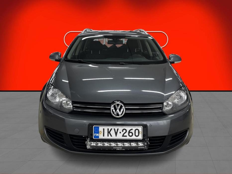 VOLKSWAGEN Golf 2012