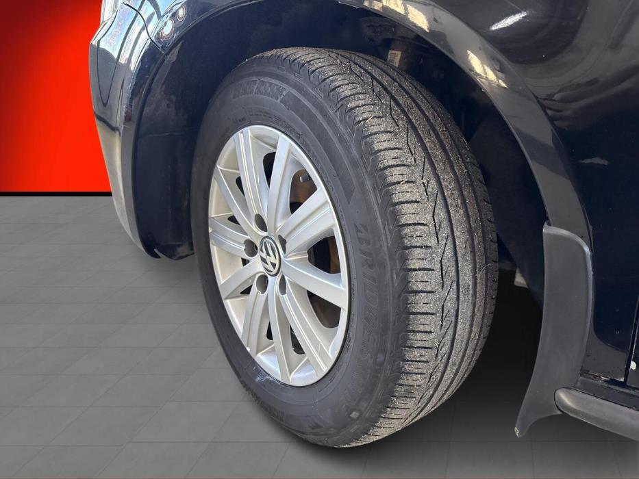 VOLKSWAGEN Golf Plus 2011