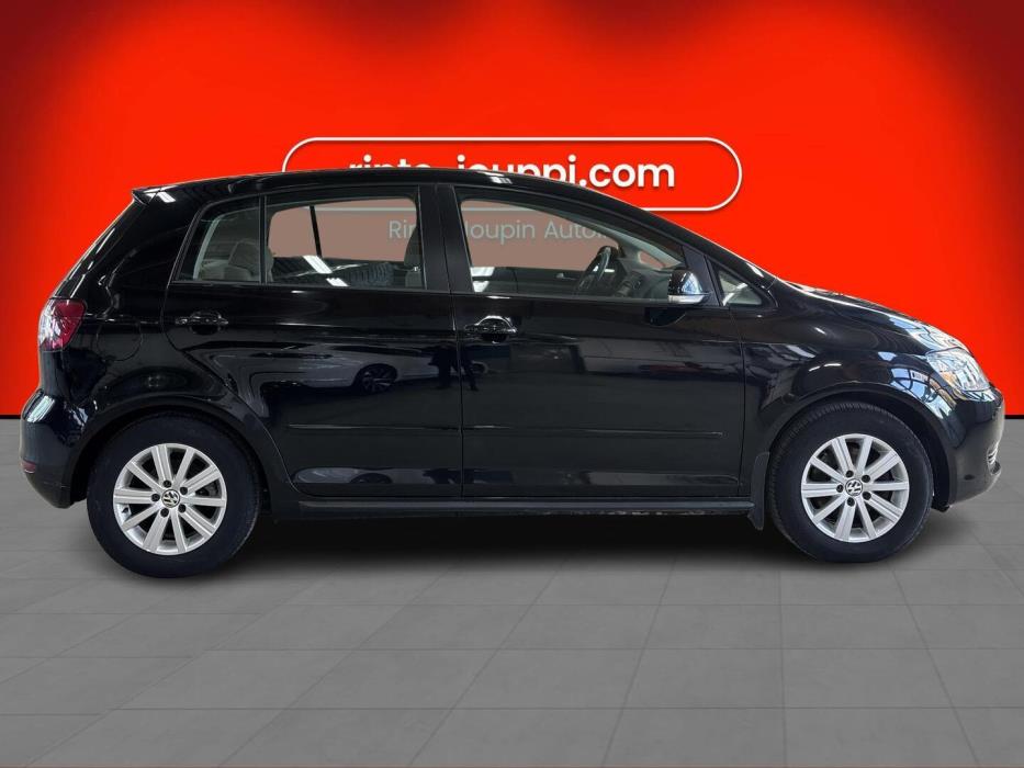 VOLKSWAGEN Golf Plus 2011