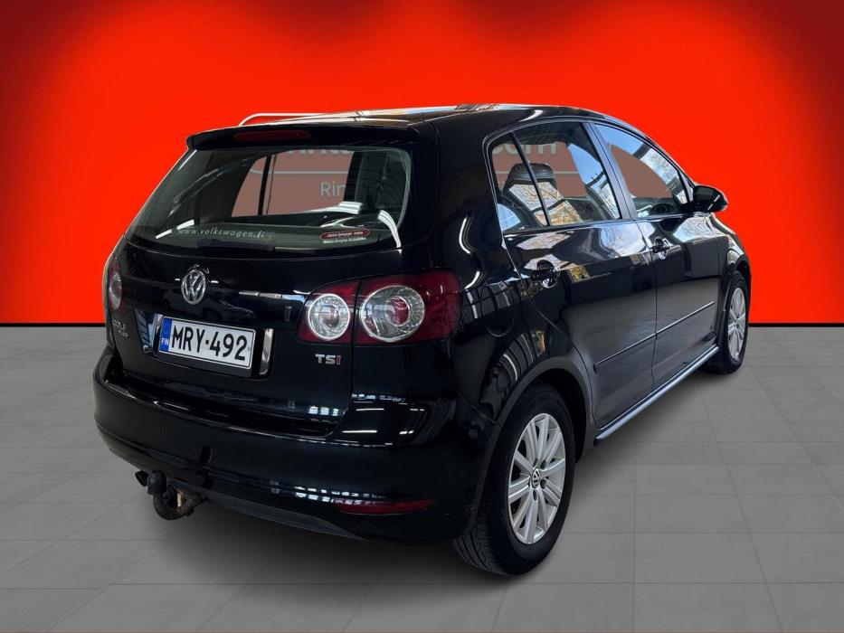 VOLKSWAGEN Golf Plus 2011