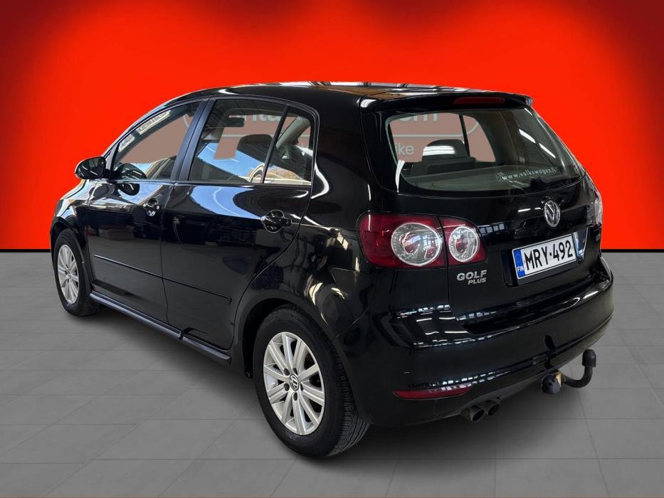 VOLKSWAGEN Golf Plus 2011