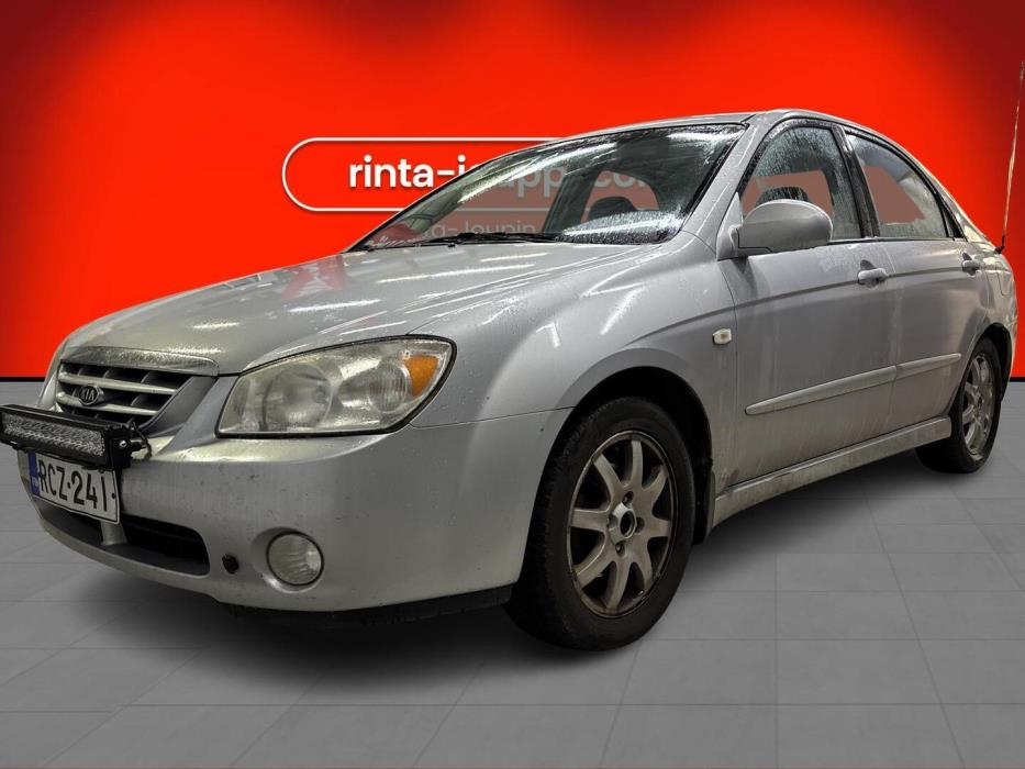 KIA Cerato 2004
