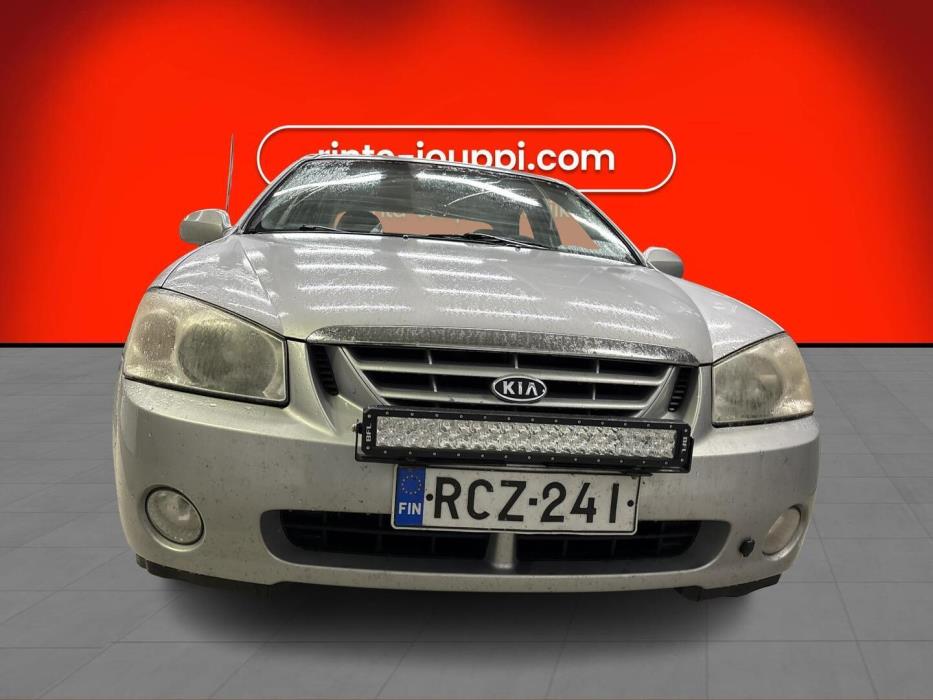 KIA Cerato 2004