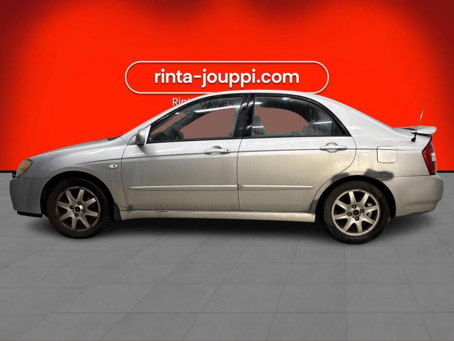 KIA Cerato 2004