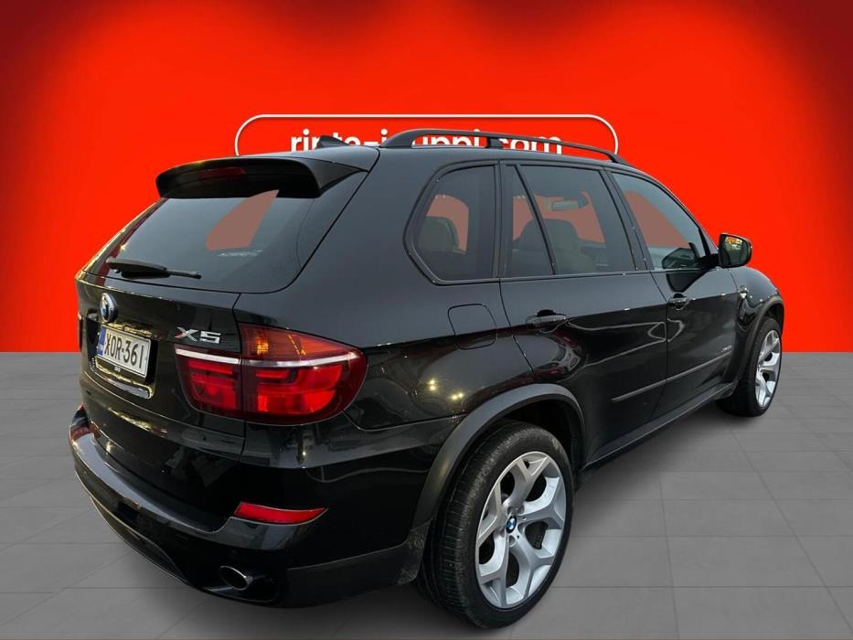 BMW X5 2011