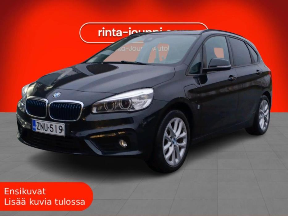 BMW 225 2018
