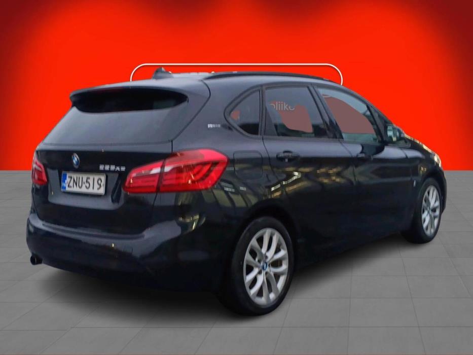 BMW 225 2018