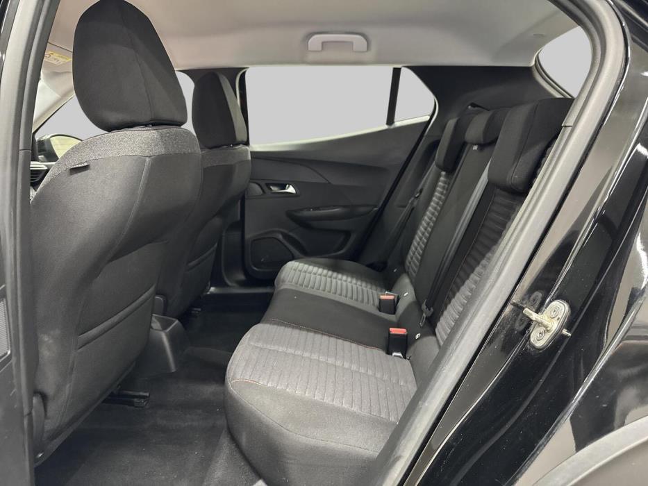 PEUGEOT 2008 2021