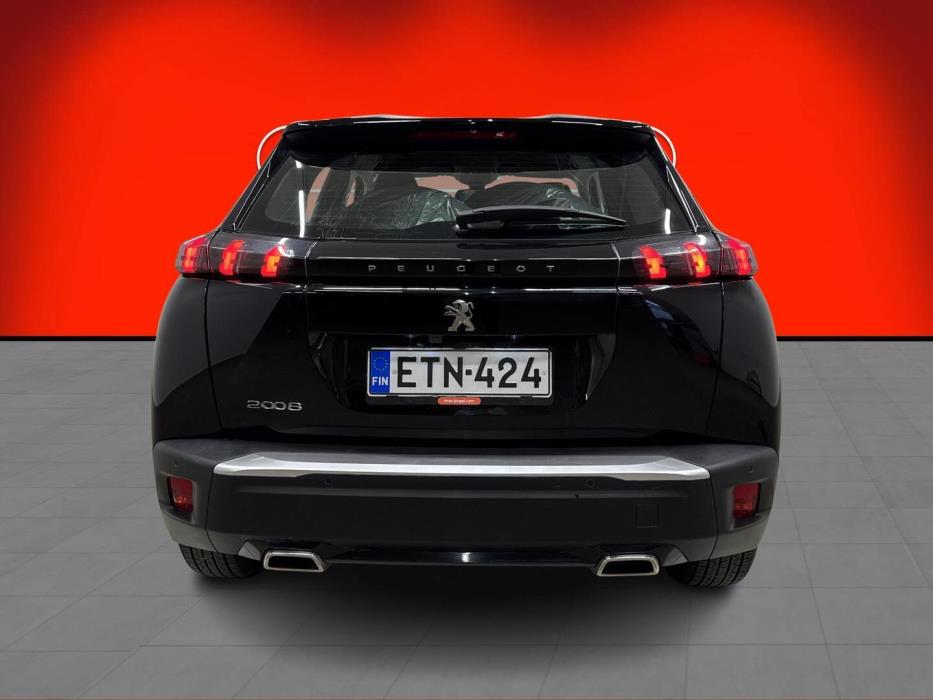 PEUGEOT 2008 2021