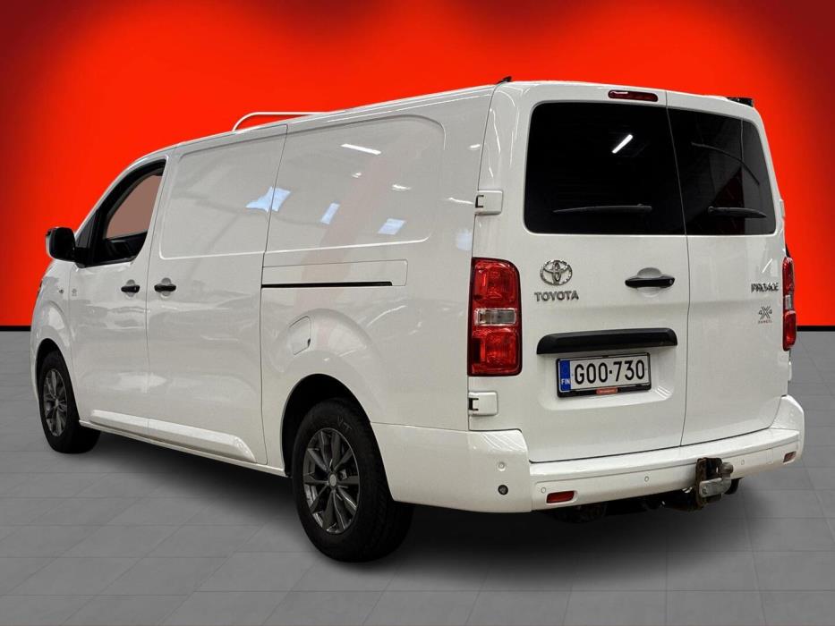 TOYOTA Proace 2021