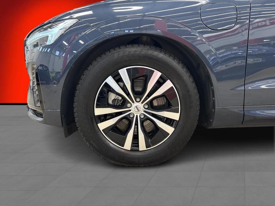 VOLVO XC60 2024