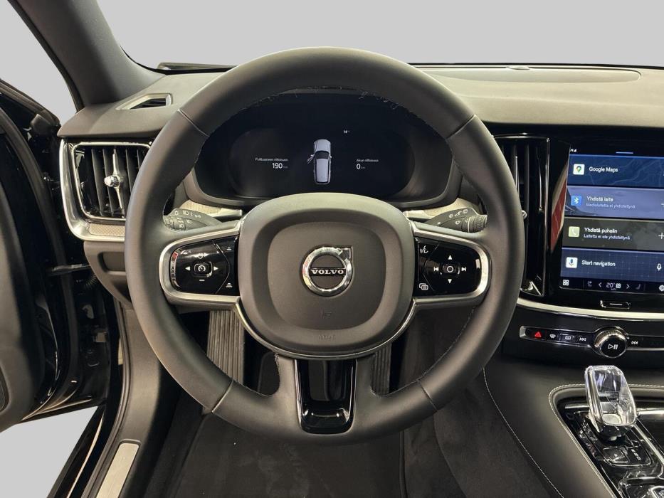 VOLVO V60 2023